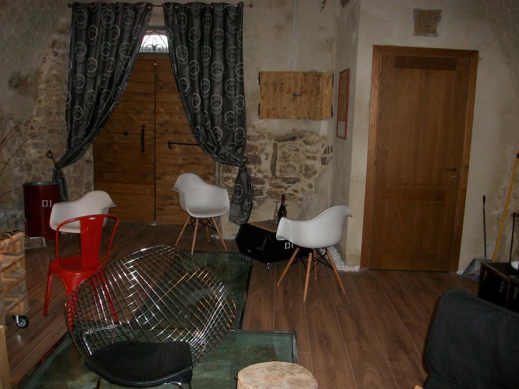 ホテル La Loggia Di Federico Navelli エクステリア 写真